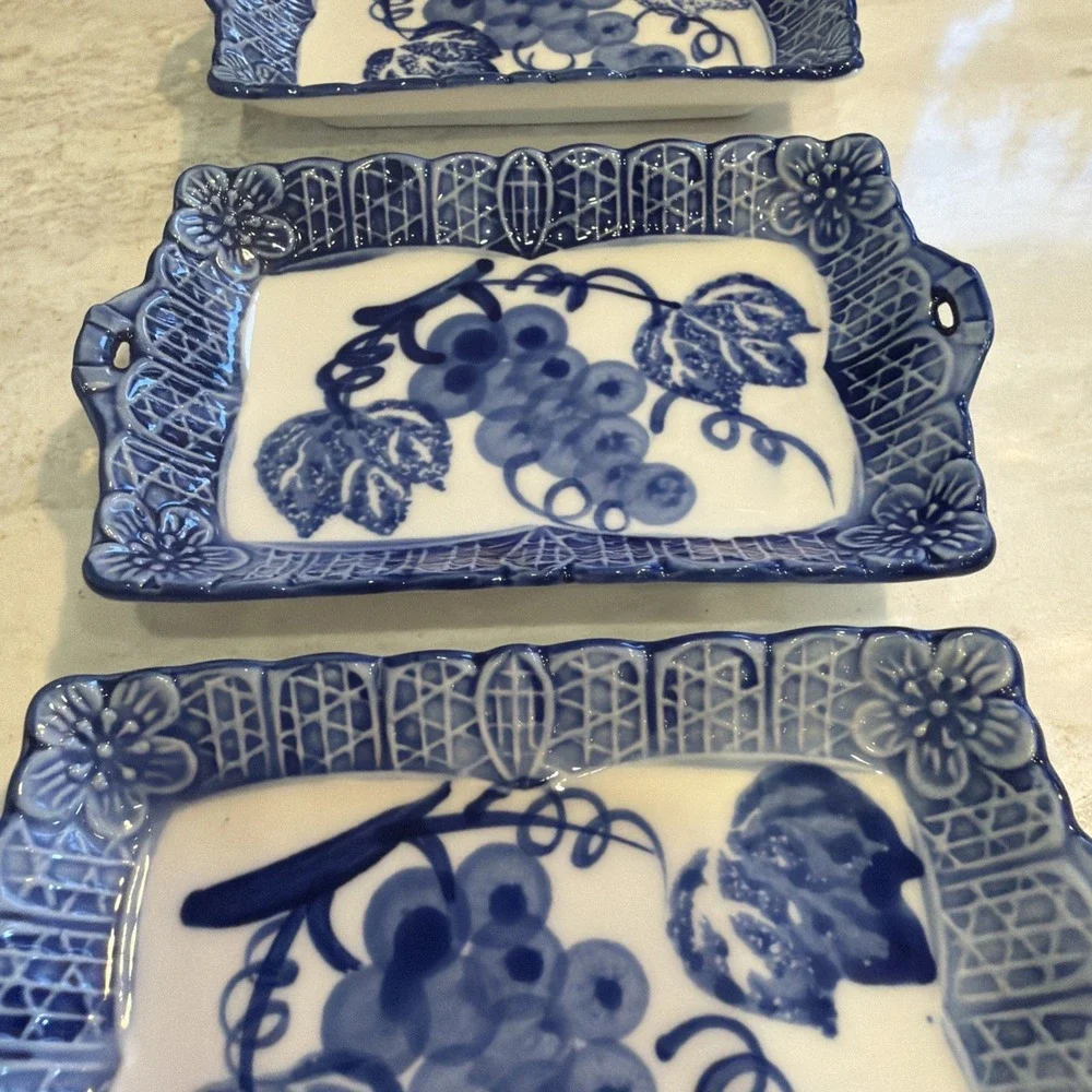 M Chulki‎ Love Space Lamanita Design By England Korean Sm Trays Set Of 4 -5x3